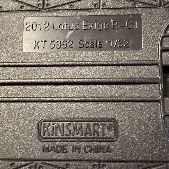 Kinsmart 2012 Lotus Exige R-GT 1:32 scale Die Cast Car KT-5362 - Picture 11 of 11
